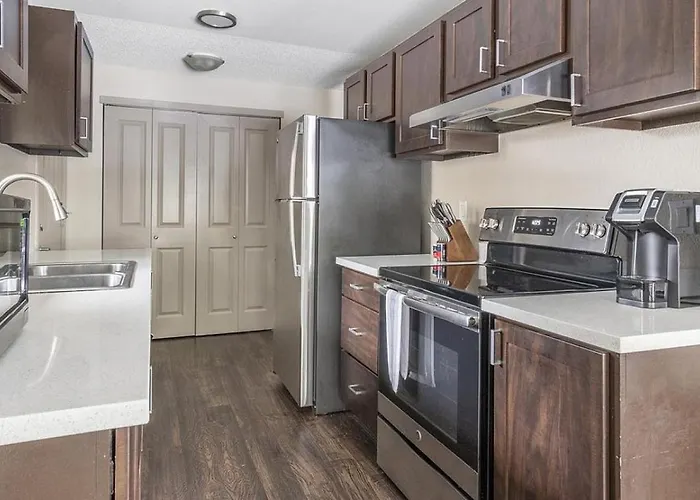 Landing Modern Apartment With Amazing Amenities